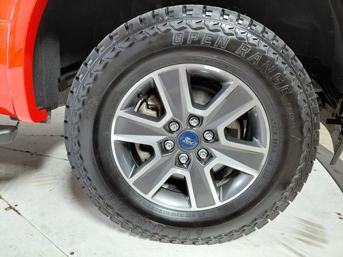 Used 2017 Ford F150 XLT w/ Equipment Group 302A Luxury image 9