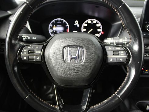 Used 2025 Honda HR-V Sport image 15