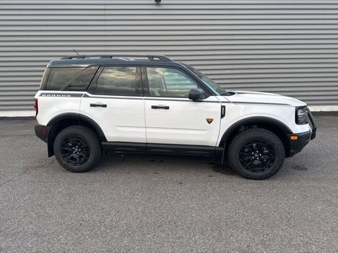 New 2025 Ford Bronco Sport Badlands w/ Sasquatch Badlands Package AWD/4WD image 2