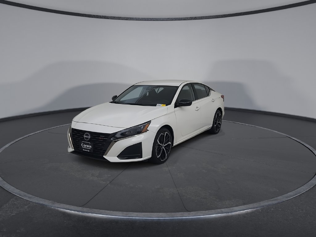 Used 2025 Nissan Altima 2.5 SR FWD image 6