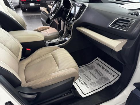 Used 2022 Subaru Ascent Premium w/ Convenience Package AWD/4WD image 12