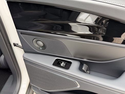 New 2026 Lincoln Nautilus Reserve w/ Jet Appearance Package image 26