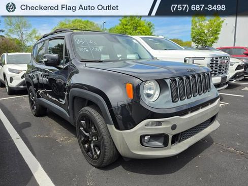 Used 2016 Jeep Renegade Latitude image 3