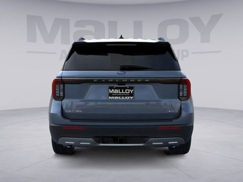 New 2026 Ford Explorer Active w/ Active Comfort Package image 5