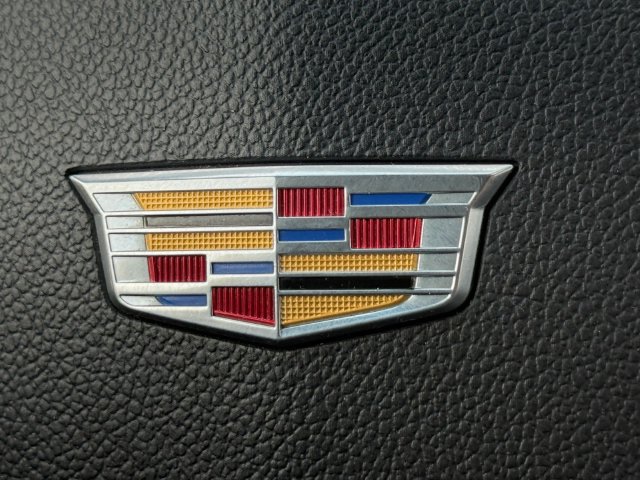 Used 2017 Cadillac CTS Luxury RWD image 5