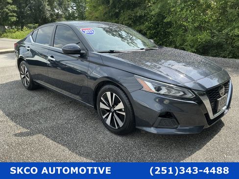 Used 2022 Nissan Altima 2.5 SV FWD image 7