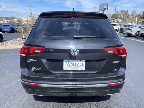 Used 2021 Volkswagen Tiguan SEL Premium R-Line image 5