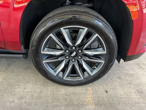 Used 2021 Cadillac Escalade Sport Platinum RWD image 23