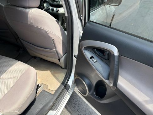Used 2008 Toyota RAV4 2WD image 27