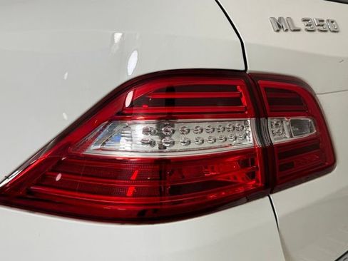 Used 2015 Mercedes-Benz ML 350 4MATIC image 8