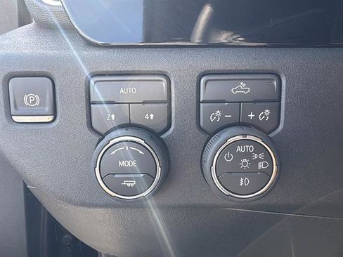 New 2026 Chevrolet Silverado 1500 RST w/ RST Select Package AWD/4WD image 17