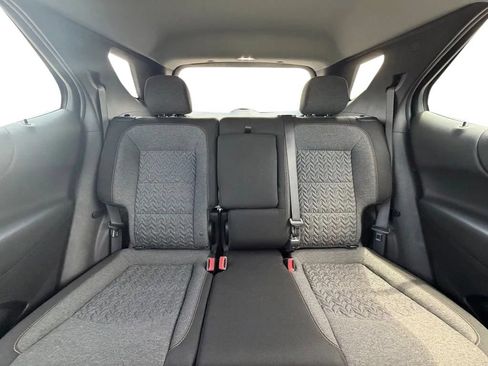 Used 2024 Chevrolet Equinox LT FWD image 27