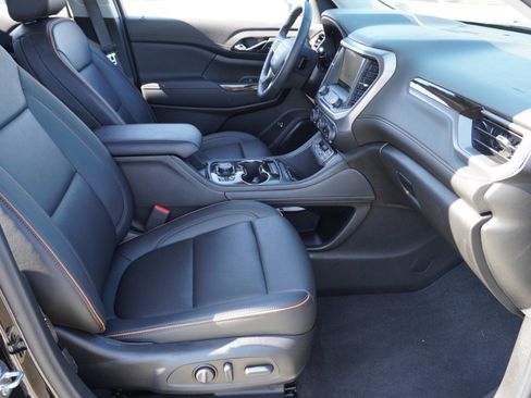 Used 2022 GMC Acadia AT4 w/ Technology Package image 14