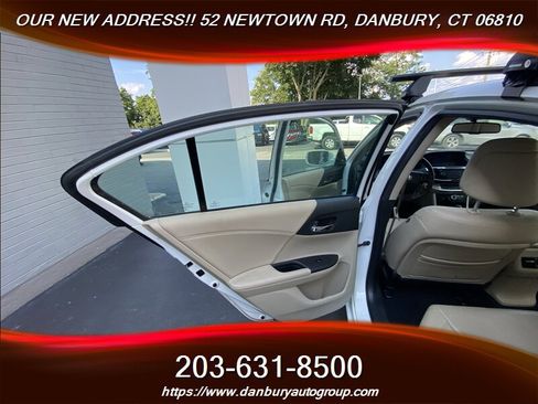 Used 2014 Honda Accord Sport image 17