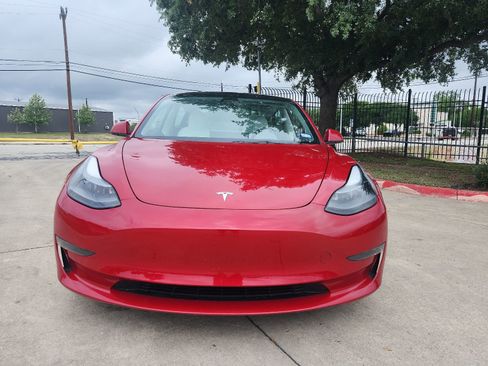 Used 2023 Tesla Model 3 Performance image 7