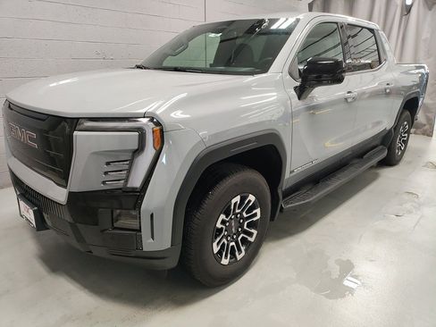 New 2026 GMC Sierra EV Elevation image 17