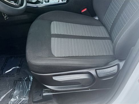 Used 2021 Kia Sorento LX FWD image 17