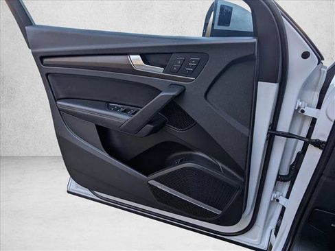 Used 2021 Audi Q5 2.0T Premium Plus image 13