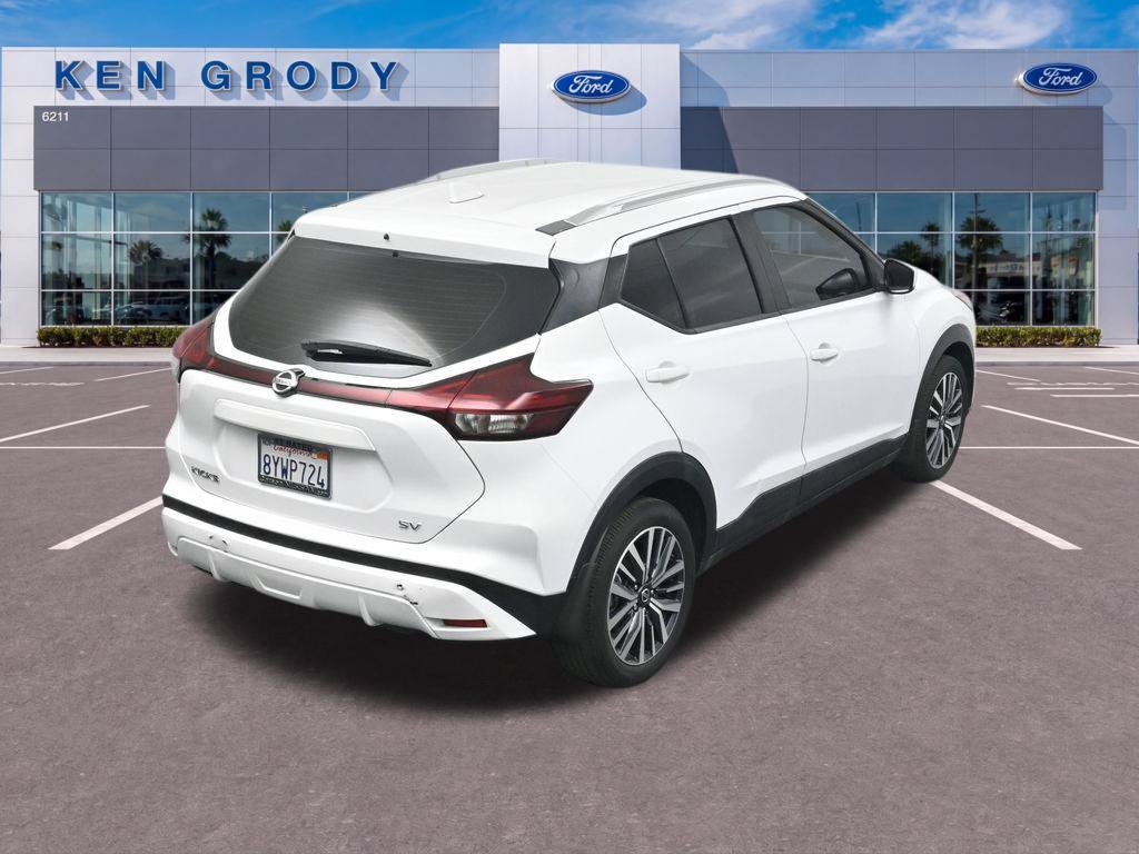 Used 2021 Nissan Kicks SV FWD image 14