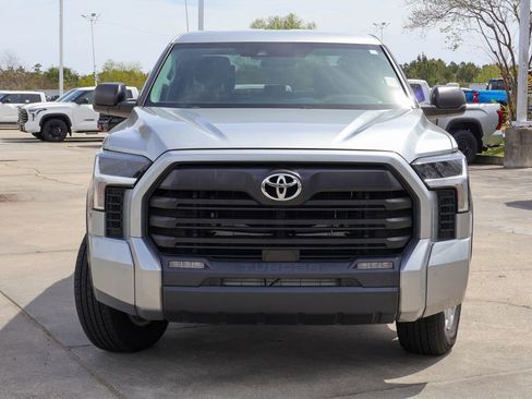 Used 2022 Toyota Tundra SR5 AWD/4WD image 25