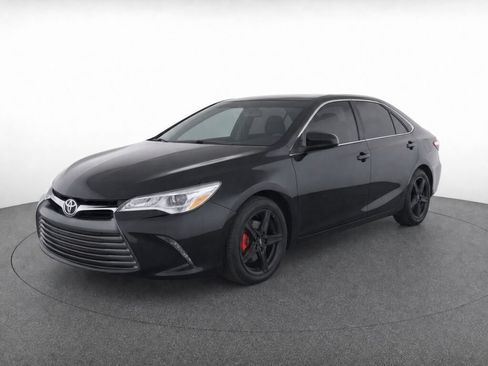 Used 2015 Toyota Camry XLE FWD image 37