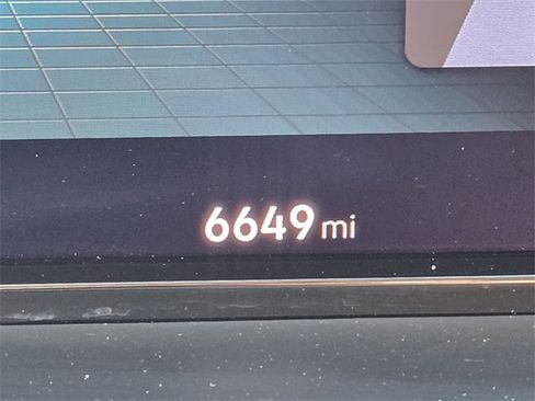 Certified 2025 Volkswagen Atlas SE w/ Panoramic Sunroof Package image 29