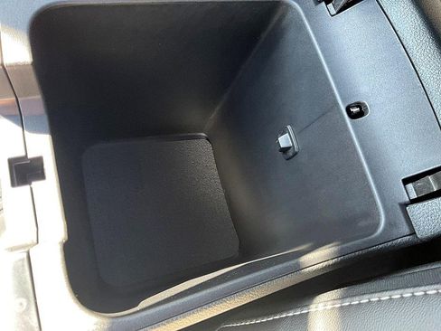 New 2025 Jeep Grand Cherokee Limited image 25