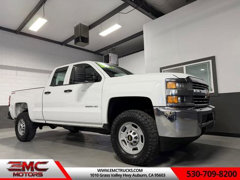 Used 2015 Chevrolet Silverado 2500 W/T image 1
