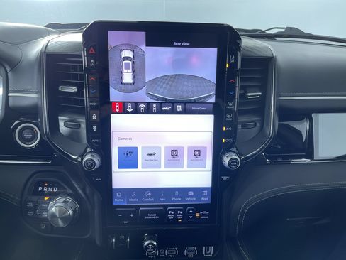 Used 2025 RAM 1500 Limited AWD/4WD image 19