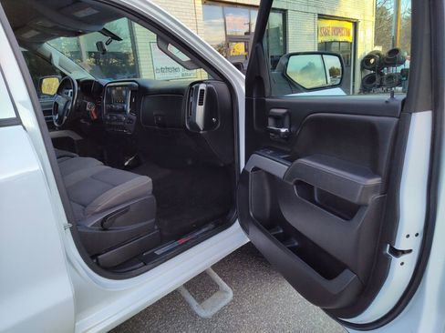 Used 2015 Chevrolet Silverado 2500 LT w/ LT Convenience Package image 20