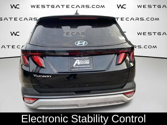Used 2025 Hyundai Tucson SE FWD image 5