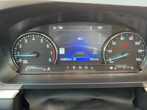 Certified 2024 Ford Explorer XLT w/ Equipment Group 202A RWD image 11