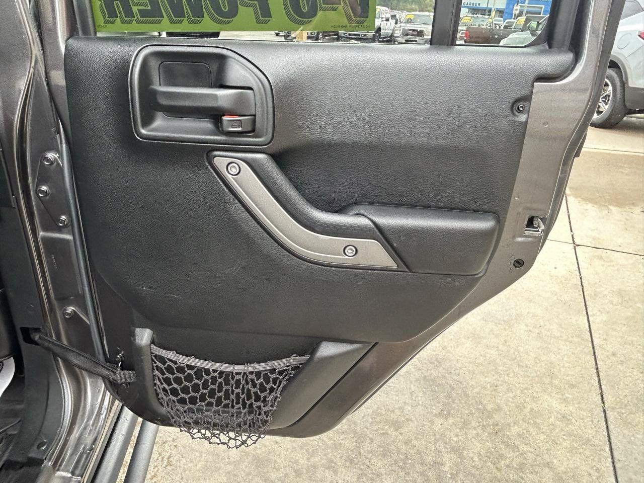 Used 2018 Jeep Wrangler Unlimited Sport AWD/4WD image 15