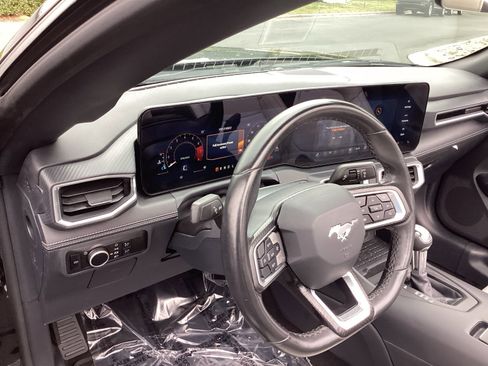 Used 2024 Ford Mustang Premium image 14