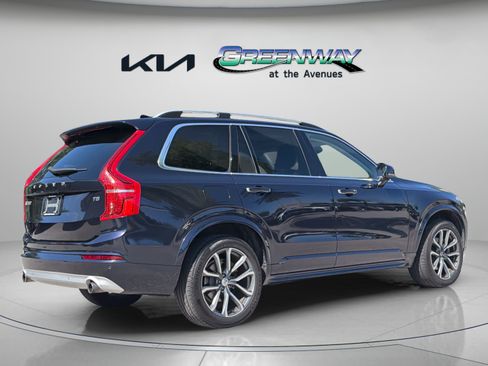 Used 2019 Volvo XC90 T5 Momentum w/ Protection Package FWD image 6