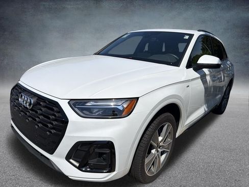 Used 2025 Audi Q5 2.0T Premium w/ Convenience Plus Package AWD/4WD image 1