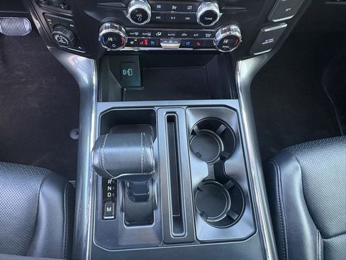 Used 2021 Ford F150 Lariat w/ Equipment Group 502A High image 19