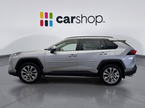 Used 2021 Toyota RAV4 Limited image 2