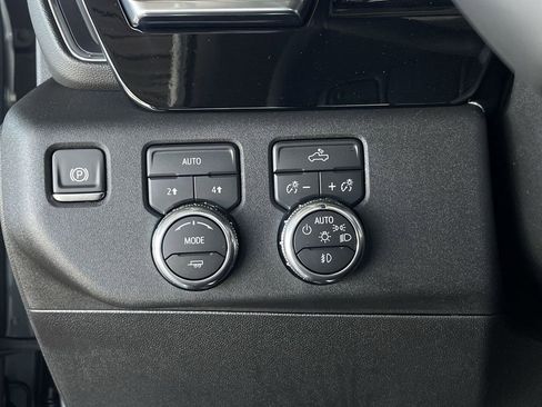 New 2026 GMC Sierra 1500 Elevation AWD/4WD image 18