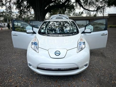 Used 2013 Nissan Leaf SL image 2