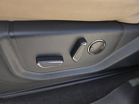 Used 2024 Ford Expedition Limited image 26