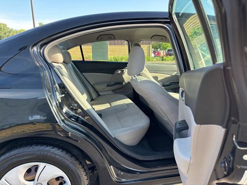 Used 2013 Honda Civic LX image 29