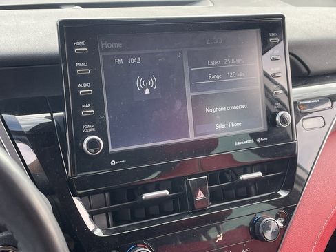 Used 2022 Toyota Camry XSE image 5