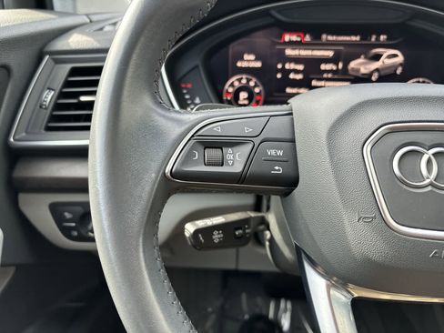 Used 2020 Audi Q5 Prestige w/ Prestige Package AWD/4WD image 13