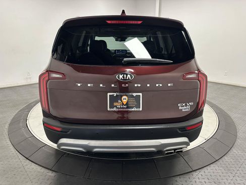 Used 2021 Kia Telluride EX w/ EX Premium Package FWD image 11