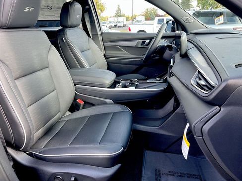 New 2026 Buick Enclave Sport Touring w/ Power Package image 22