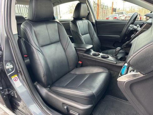 Used 2018 Toyota Avalon XLE image 34