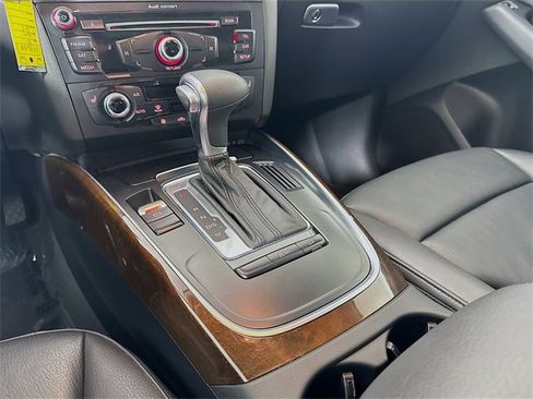 Used 2015 Audi Q5 2.0T Premium image 24
