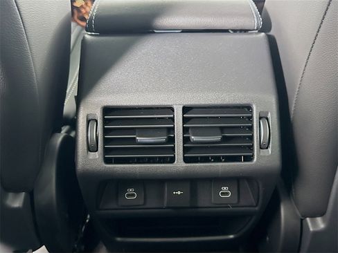 New 2024 Jaguar E-PACE R-Dynamic SE image 25