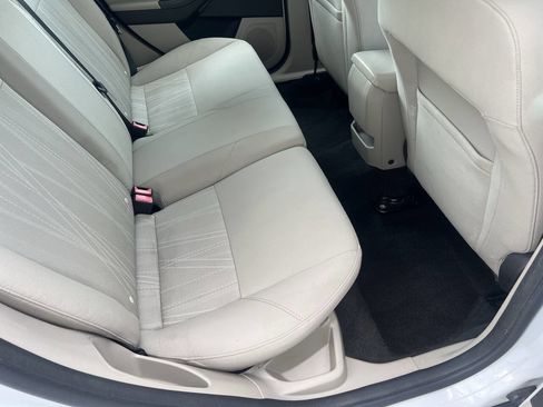 Used 2017 Ford Focus SE image 11